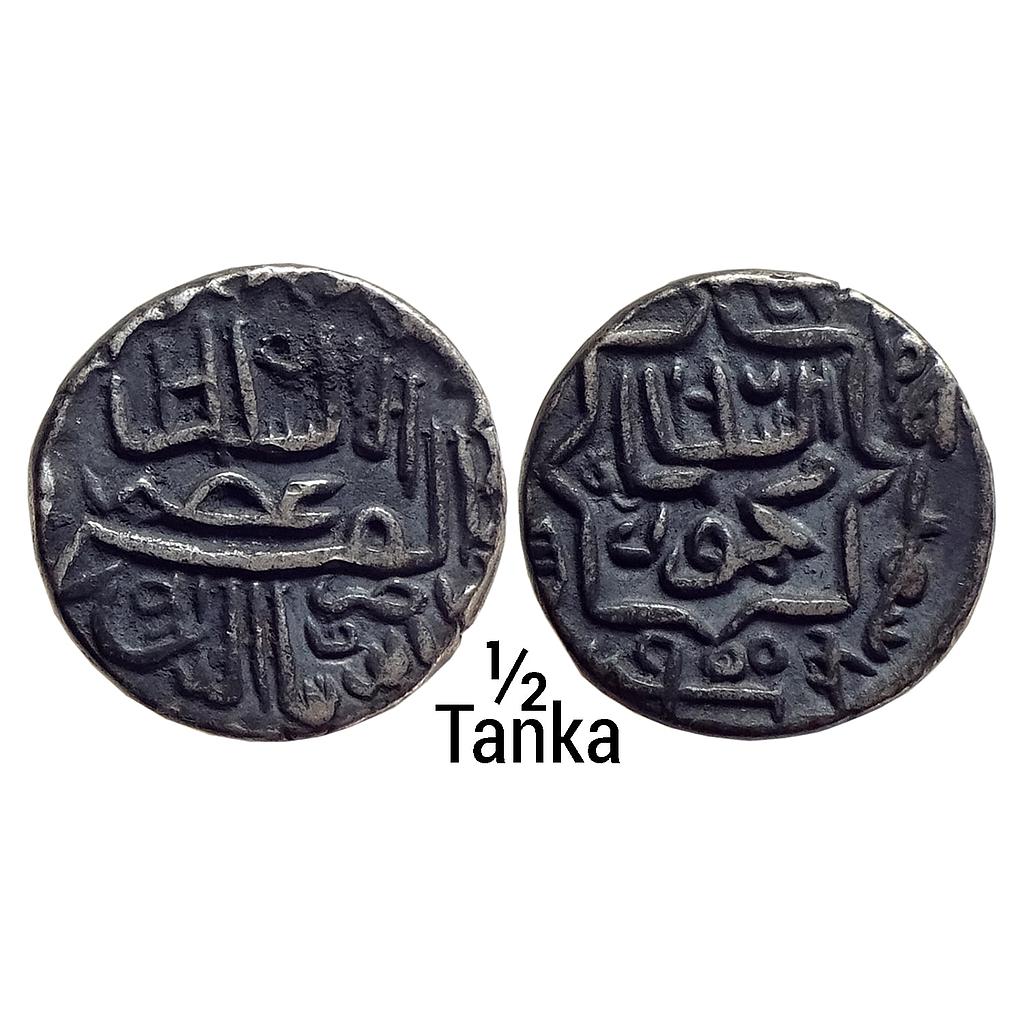 Gujarat Sultan Nasir al-din Mahmud Shah I Shahr Mukarram Muhammadabad urf Champanir Mint Silver 1/2 Tanka